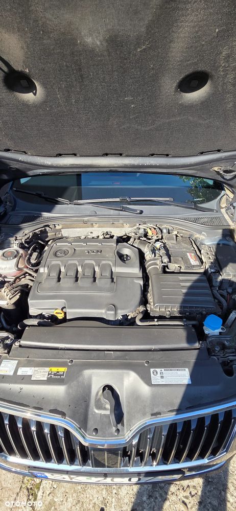 Skoda Superb 2.0 TDI Style DSG - 19