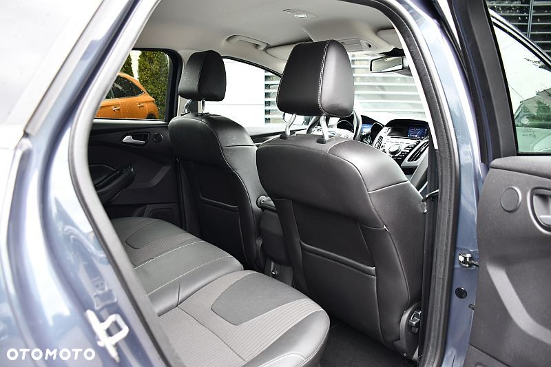 Ford Focus 1.6 EcoBoost Start-Stopp-System Titanium - 24