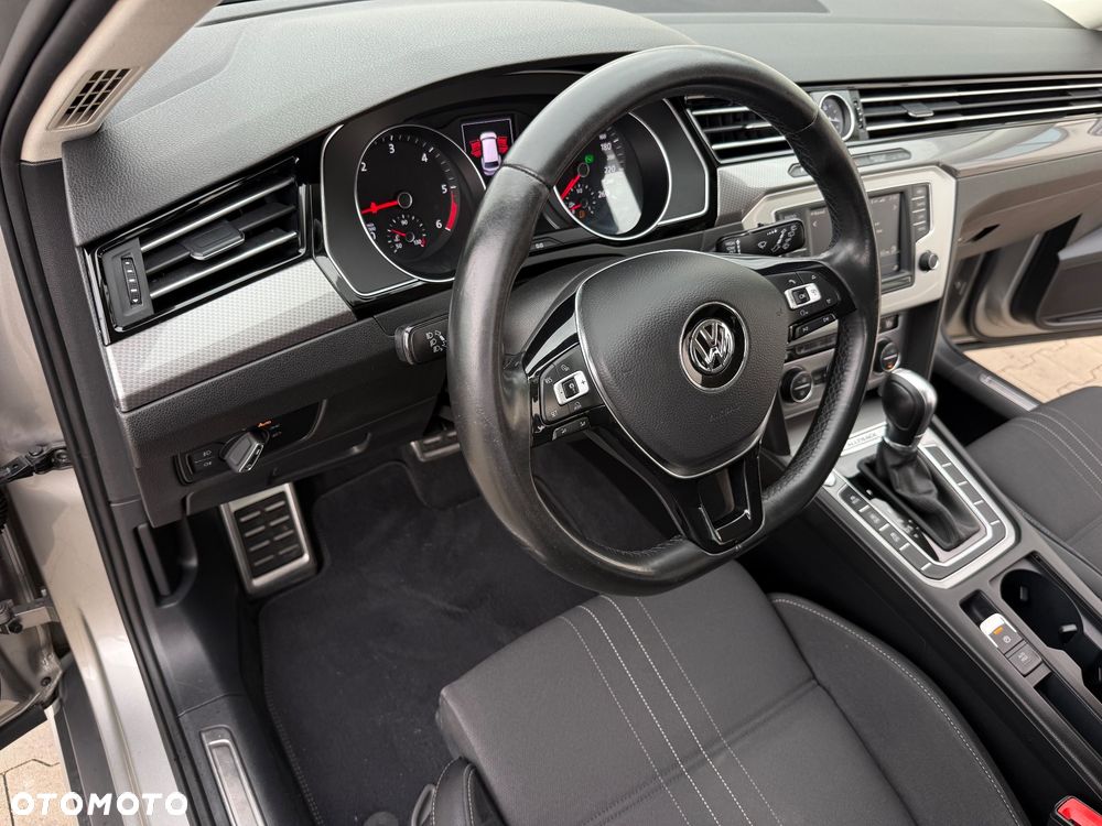 Volkswagen Passat Alltrack 2.0 TDI SCR 4Motion DSG (BMT) - 20