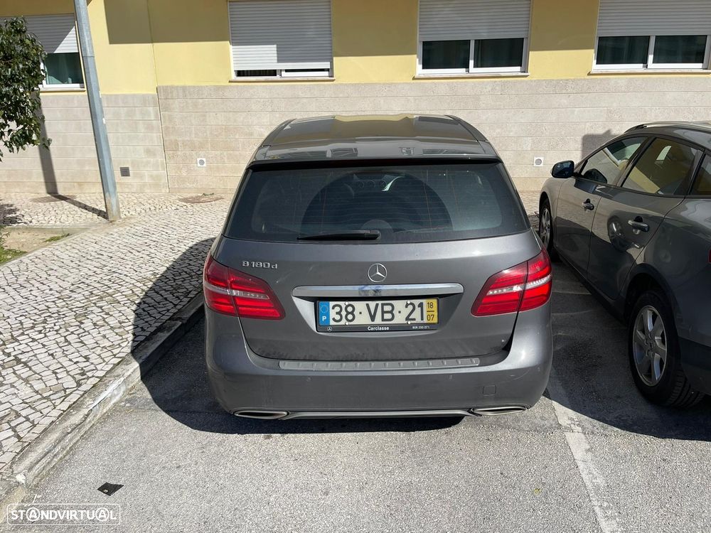 Mercedes-Benz B 180 d Style Aut. - 4