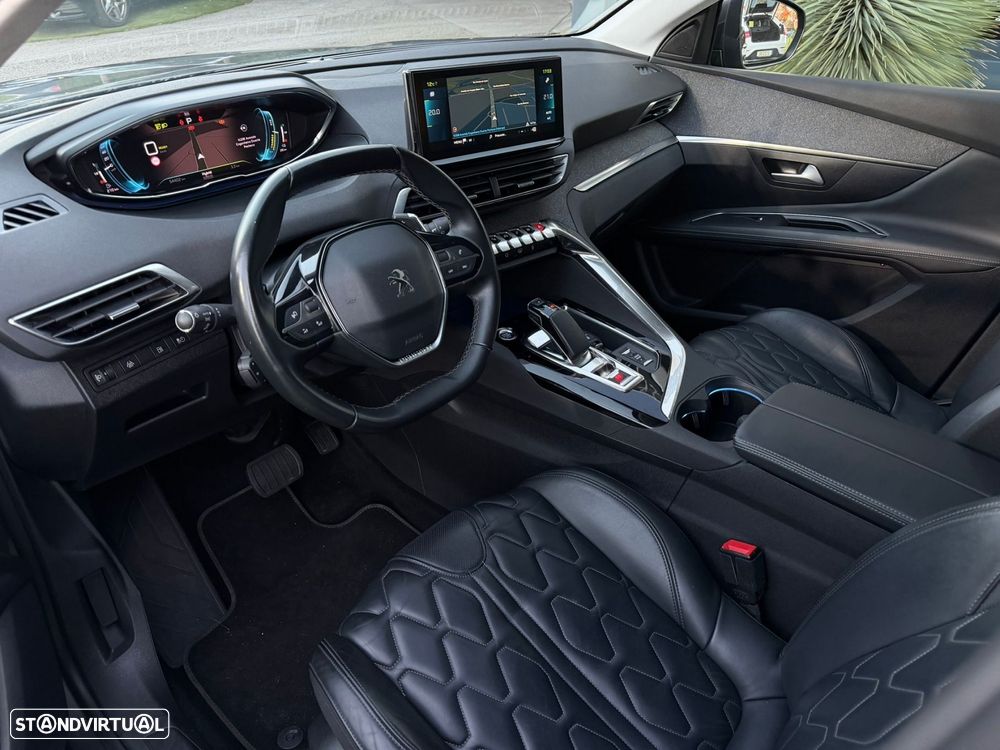 Peugeot 3008 1.6 Hybrid Allure e-EAT8 - 2