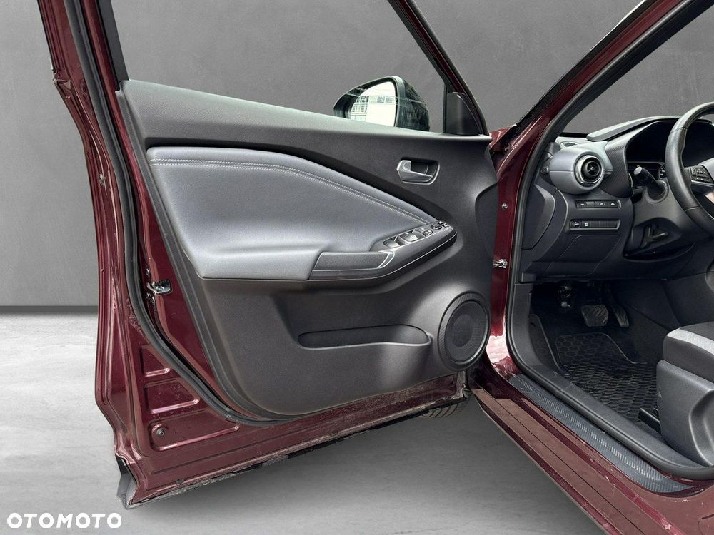 Nissan Juke 1.0 DIG-T N-Connecta DCT - 26