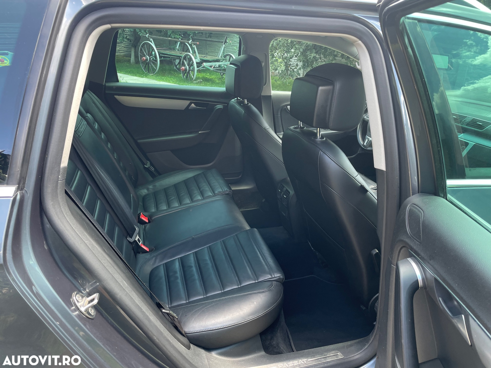 Volkswagen Passat - 20