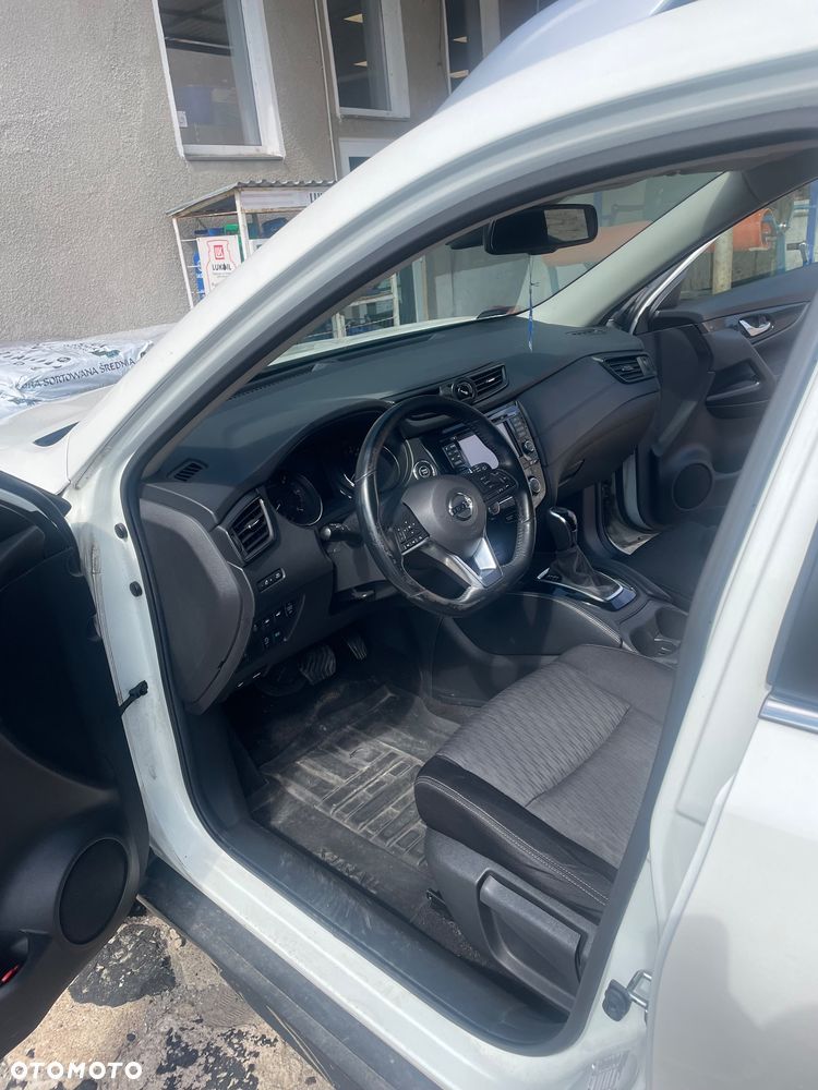 Nissan X-Trail 2.0 dCi N-Connecta 2WD Xtronic - 11