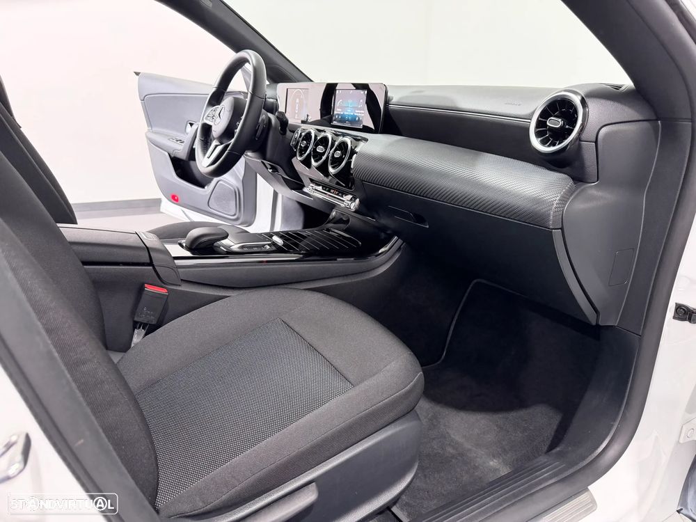 Mercedes-Benz CLA 180 d Progressive Aut. - 38
