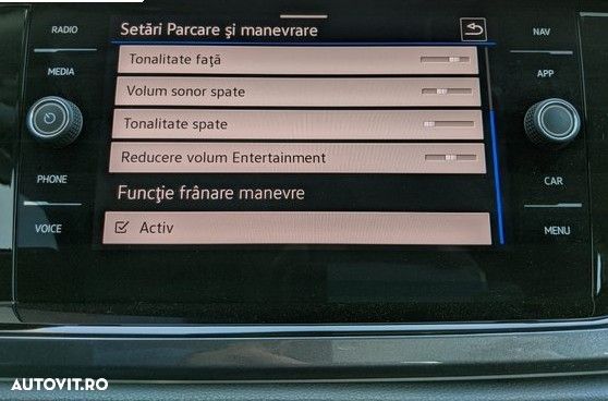 Volkswagen Polo 1.0 TSI DSG Style - 25