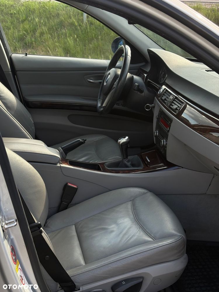 BMW Seria 3 - 8