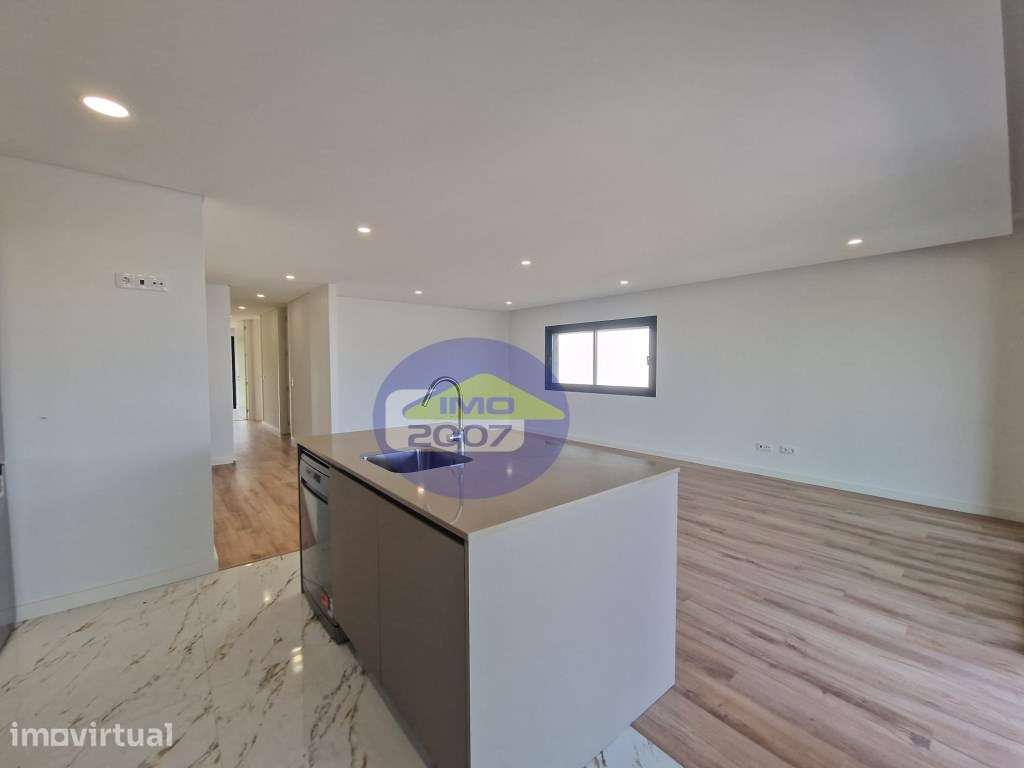 Apartamento T2 em Espargo com 2 Garagens Fechadas - Grande imagem: 4/25