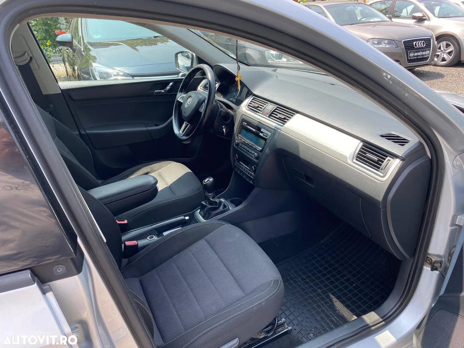 Skoda RAPID 1.6 TDI Ambition - 13