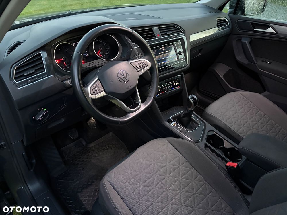 Volkswagen Tiguan 2.0 TDI SCR Life - 12