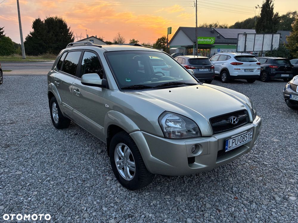 Hyundai Tucson 2.0 2WD GLS Navi - 1