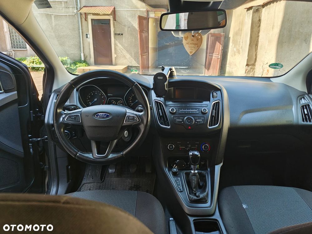Ford Focus 1.0 EcoBoost Edition - 5