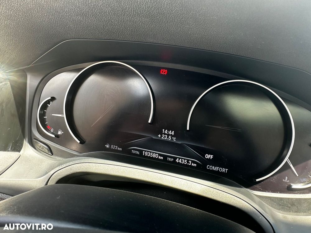 BMW Seria 3 320i AT - 7
