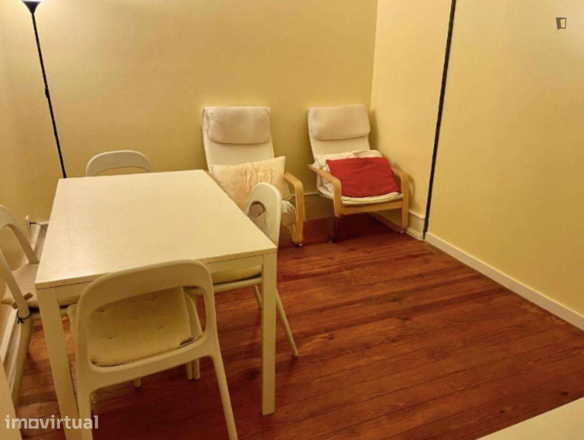 Quarto - localizado em Arroios Lisbon - Grande imagem: 5/18