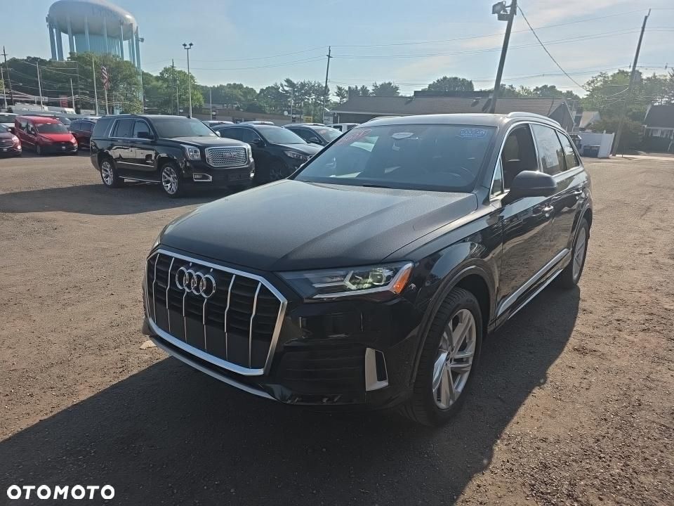 Audi Q7 - 1