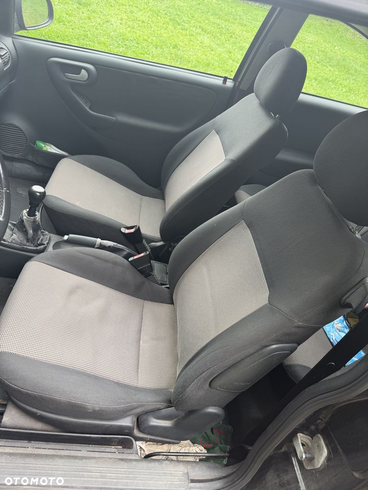 Opel Corsa - 9