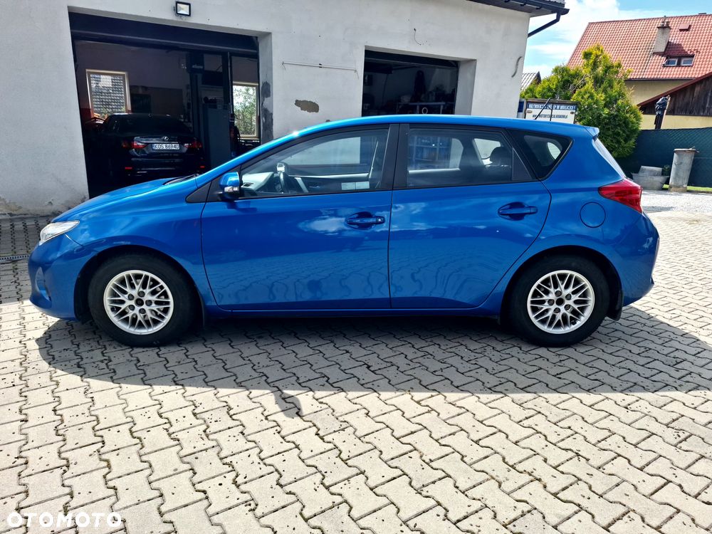 Toyota Auris - 3