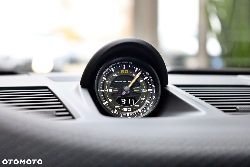 Porsche 911 - 19