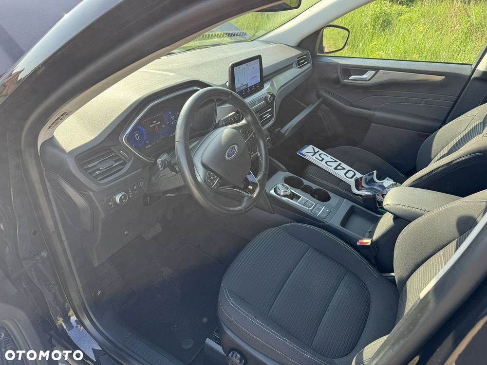 Ford Kuga - 12