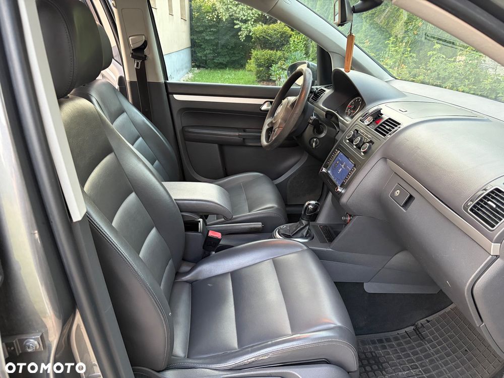 Volkswagen Touran 1.4 TSI EcoFuel DSG Comfortline - 17