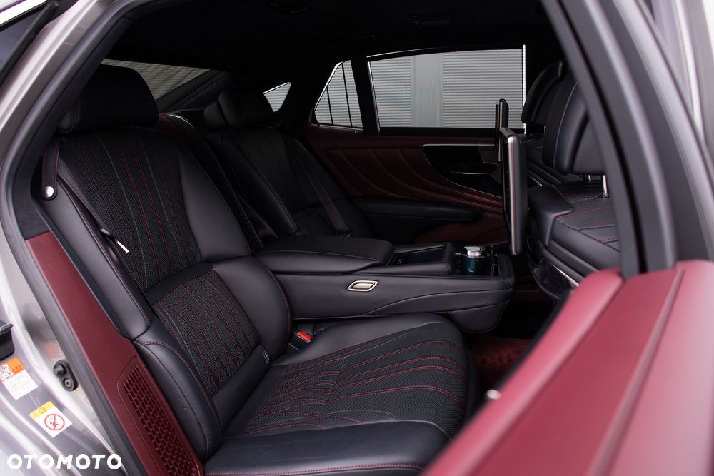 Lexus LS 500h Omotenashi AWD - 24
