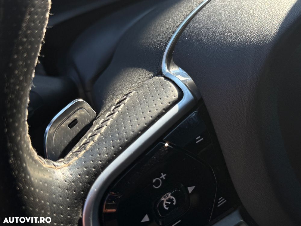 Volvo XC 90 D5 AWD Geartronic RDesign - 15
