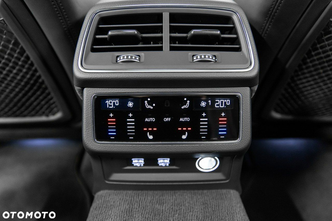 Audi RS6 Avant 4.0 TFSI quattro tiptronic - 35