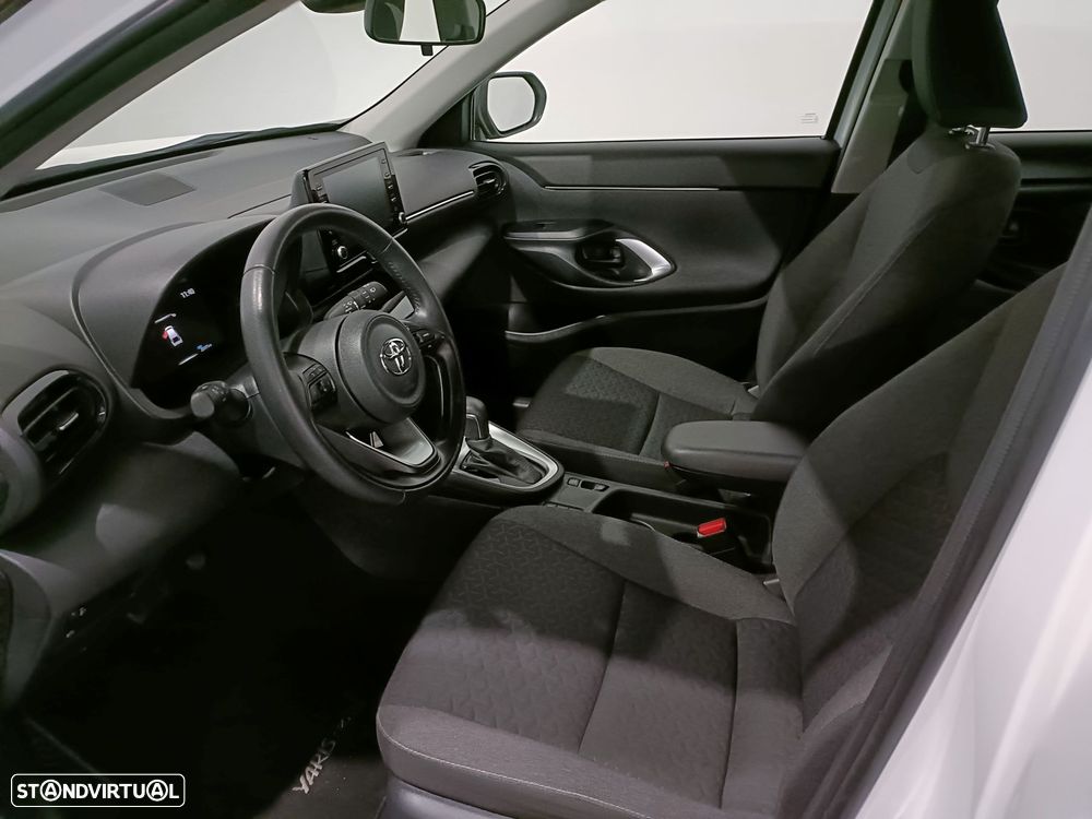 Toyota Yaris Cross 1.5 HDF Comfort Plus - 6