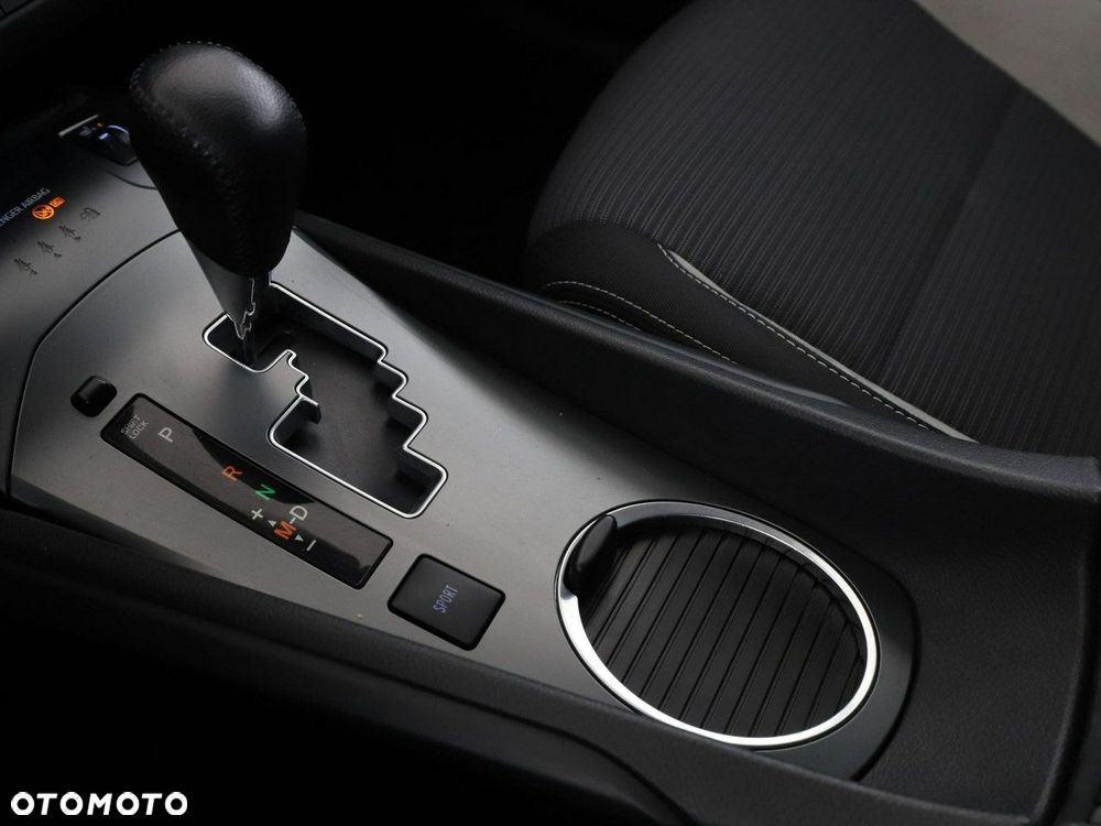 Toyota Avensis Touring Sports 1.8 Multidrive S Edition S+ - 28