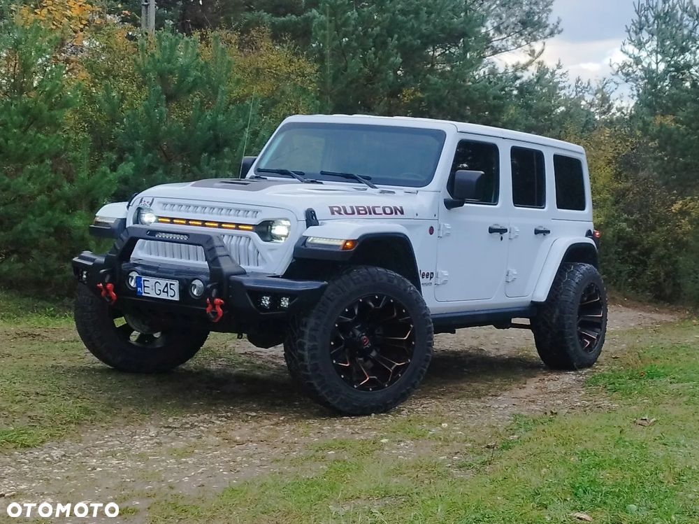 Jeep Wrangler - 1