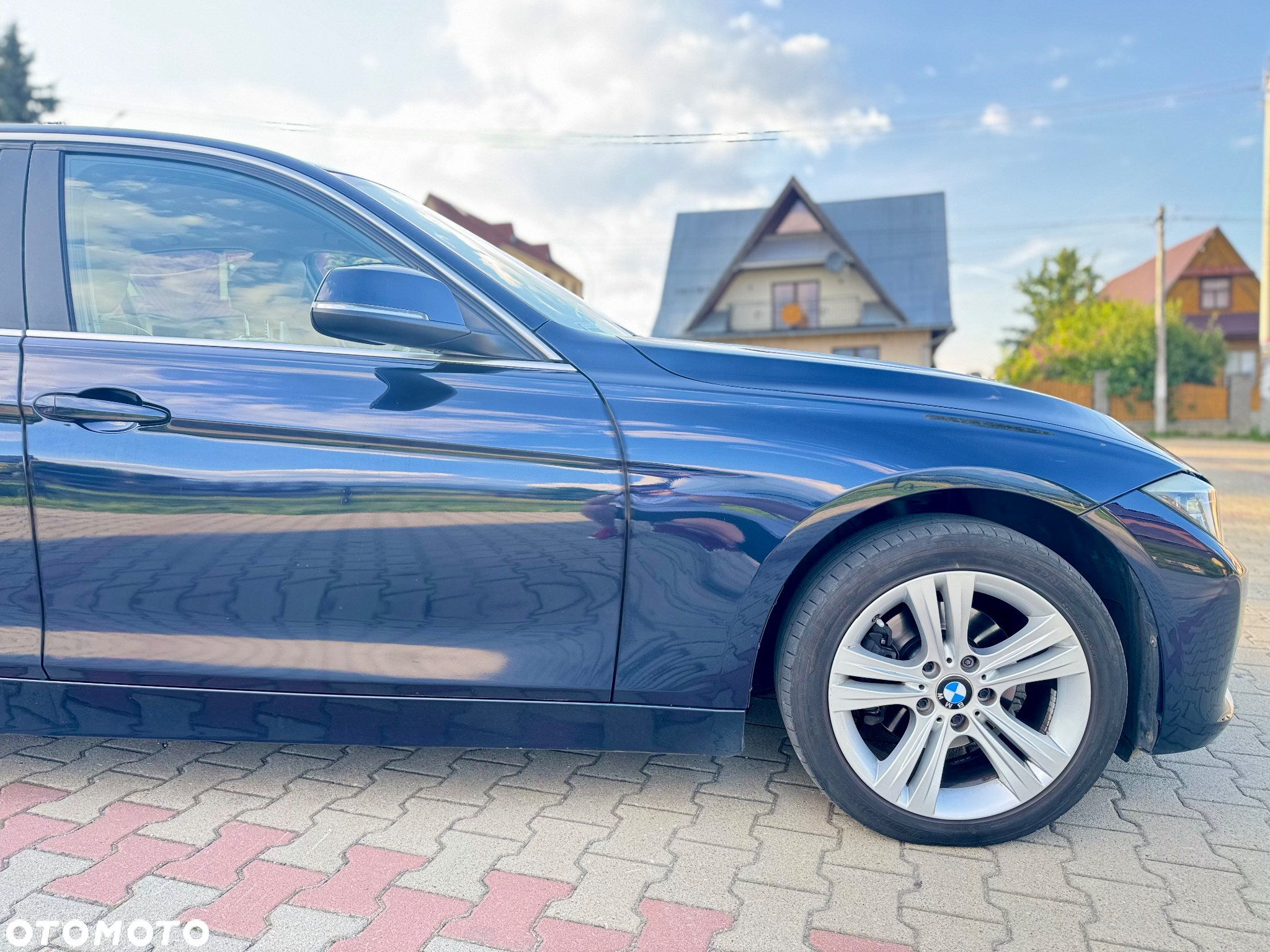 BMW Seria 3 318d xDrive - 4