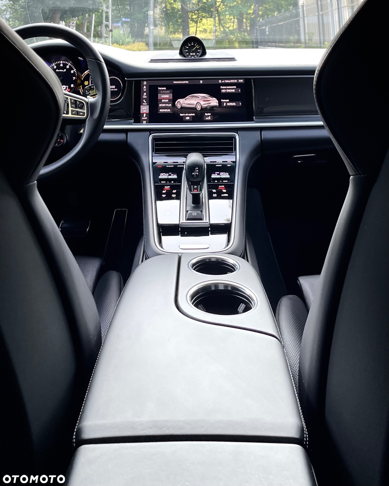 Porsche Panamera Turbo S e-Hybrid - 12