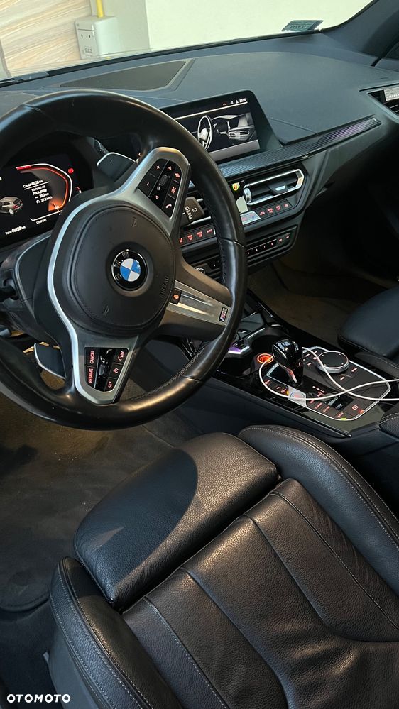 BMW Seria 1 120d xDrive M Sport - 16