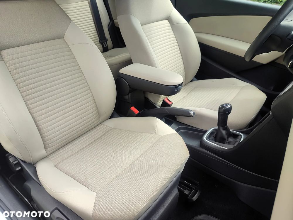 Volkswagen Polo - 19