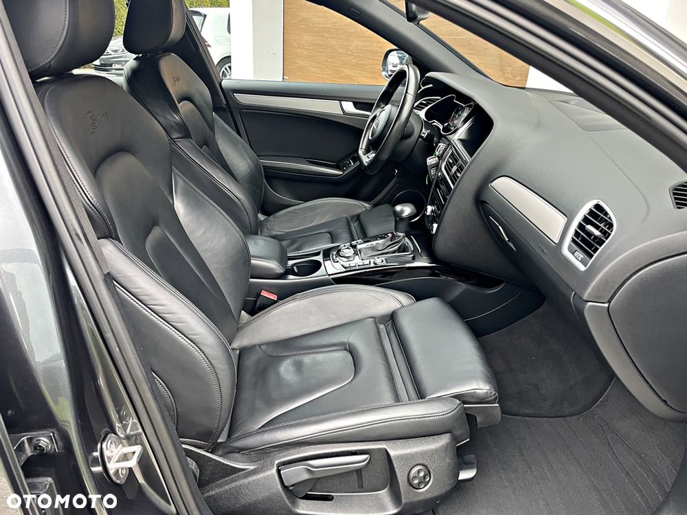 Audi A4 Avant 2.0 TDI DPF clean diesel multitronic S line Sportpaket - 26