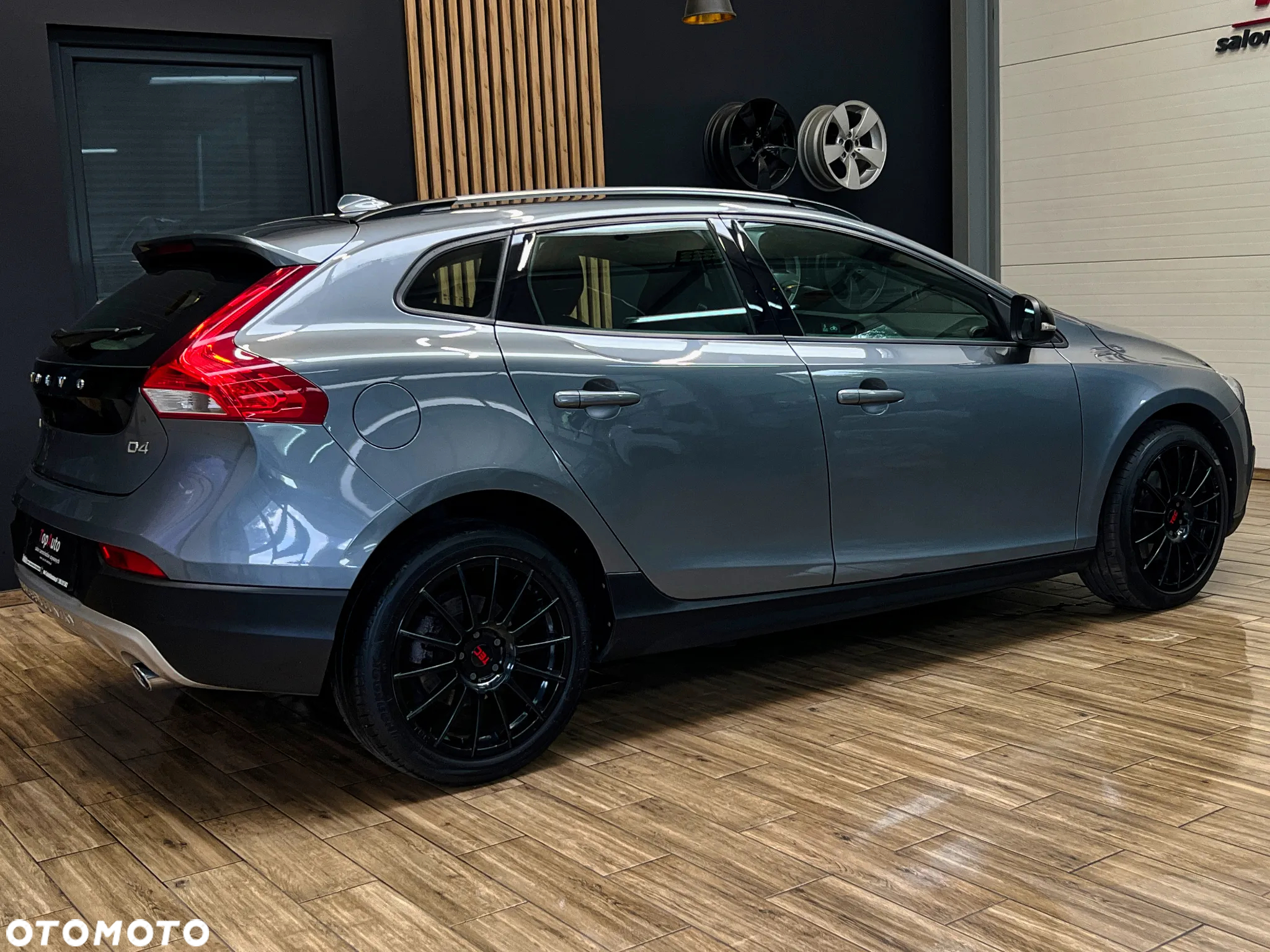 Volvo V40 Cross Country D4 Geartronic Momentum - 7