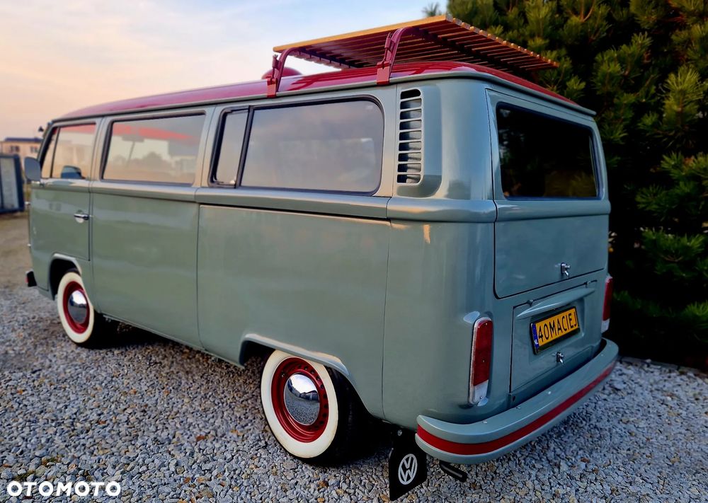Volkswagen Transporter - 8