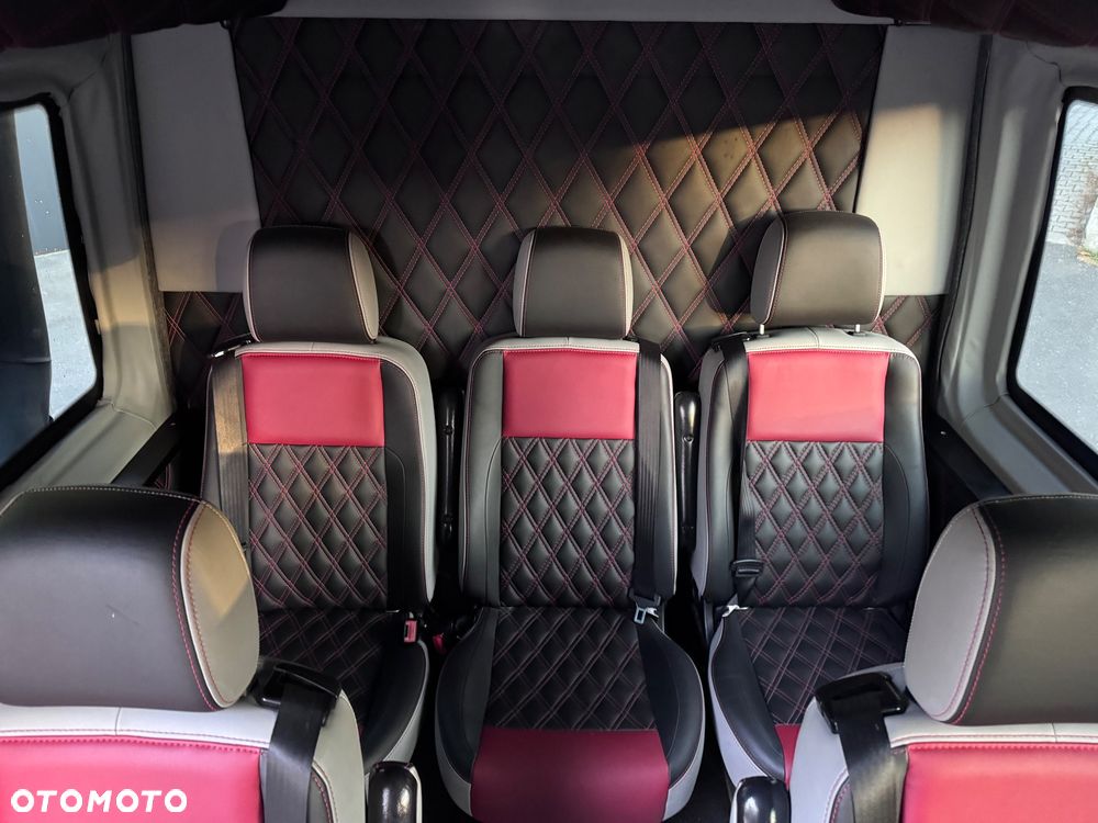 Mercedes-Benz Sprinter - 22