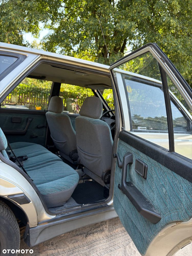 Polonez Caro - 10