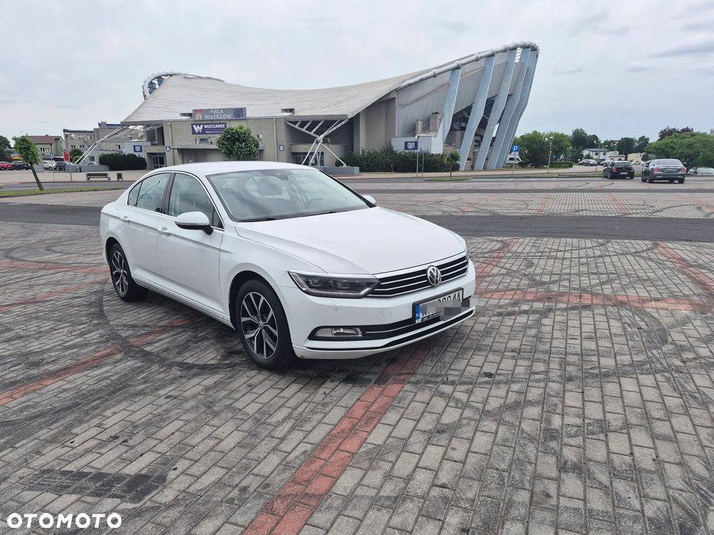 Volkswagen Passat 2.0 TDI SCR Comfortline DSG - 13