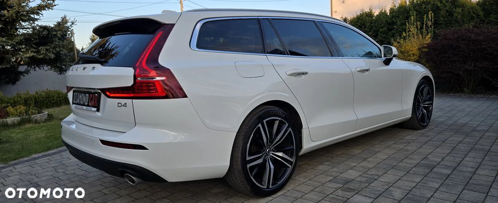 Volvo V60 D4 Geartronic Momentum Pro - 14