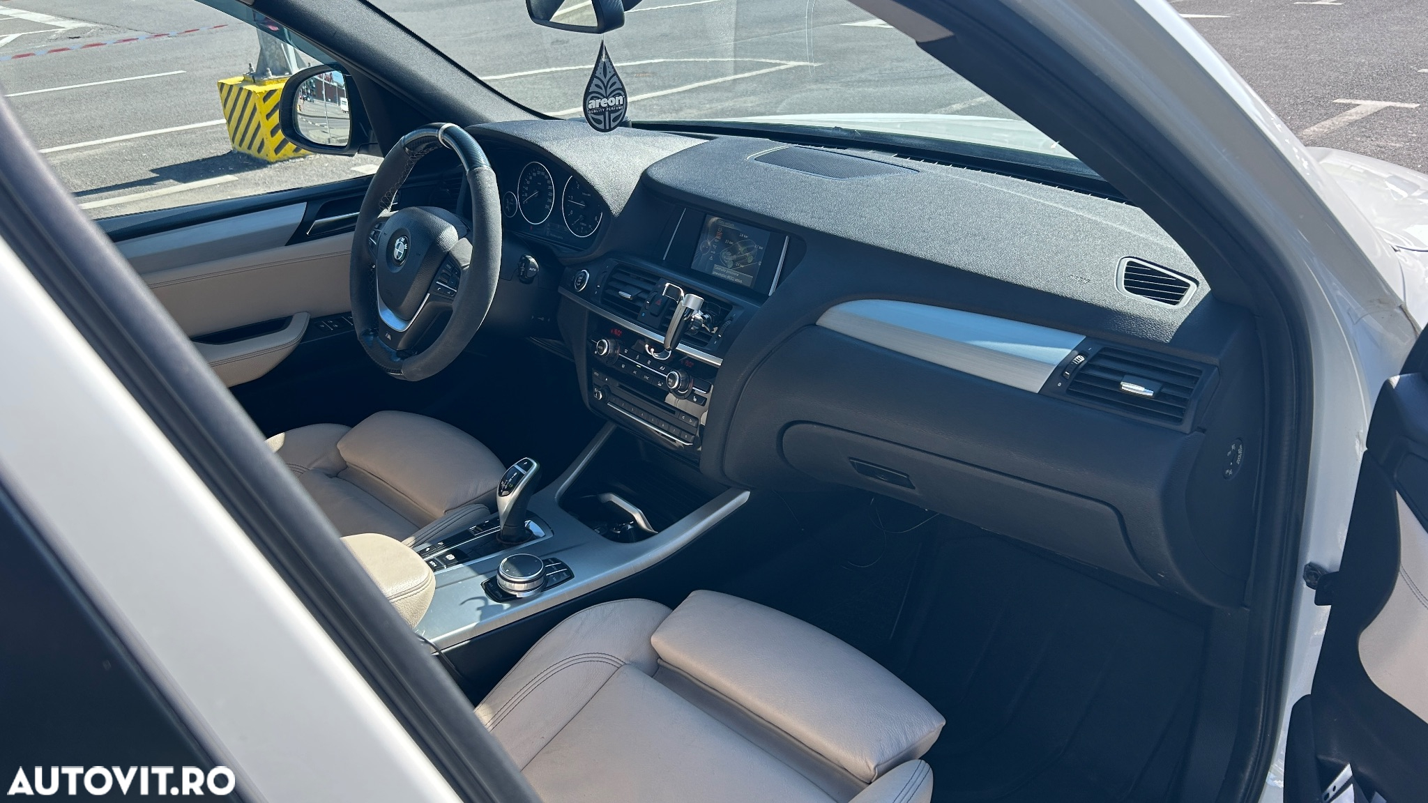 BMW X3 xDrive20d AT Luxury Line - 37