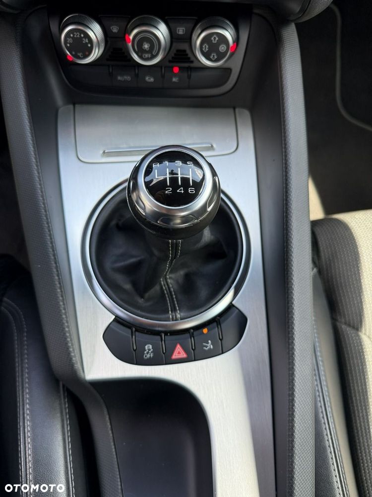 Audi TT Coupé - 22