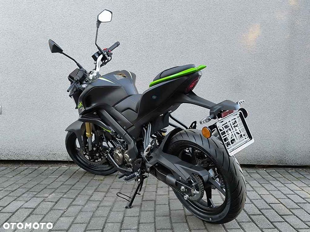 QJMOTOR SRK 125S - 18