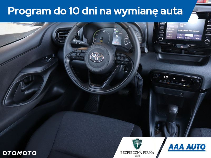 Toyota Yaris - 8