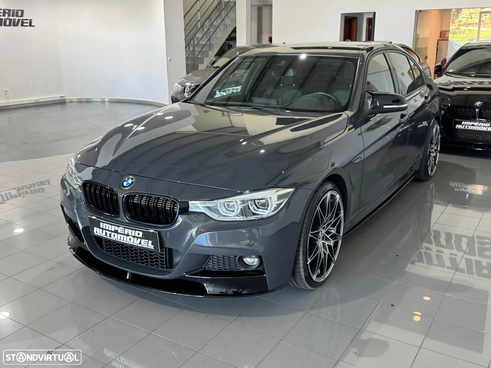 BMW 330 e iPerformance Pack M - 5