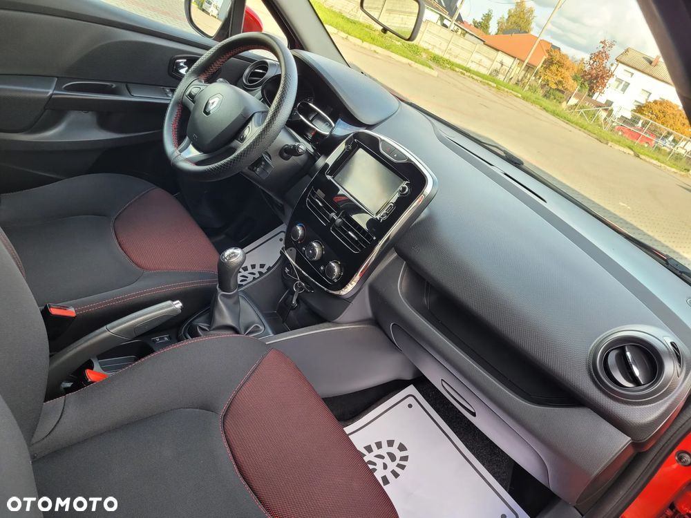 Renault Clio 1.2 16V 75 Collection - 17