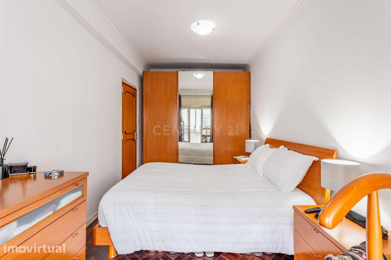 Apartamento T2 remodelado em Sacavém - Grande imagem: 3/16