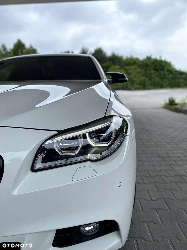 BMW Seria 5 530d xDrive - 11