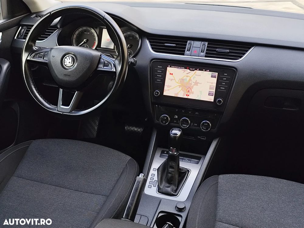 Skoda Octavia - 14